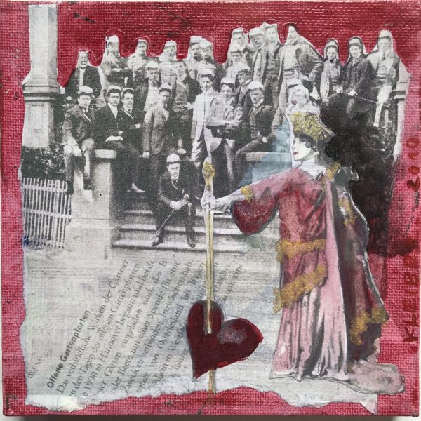Oldie Sarah B. Mit Herz, rot, Collage, Acryl auf Leinwand 15 x 15 cm, 45 €