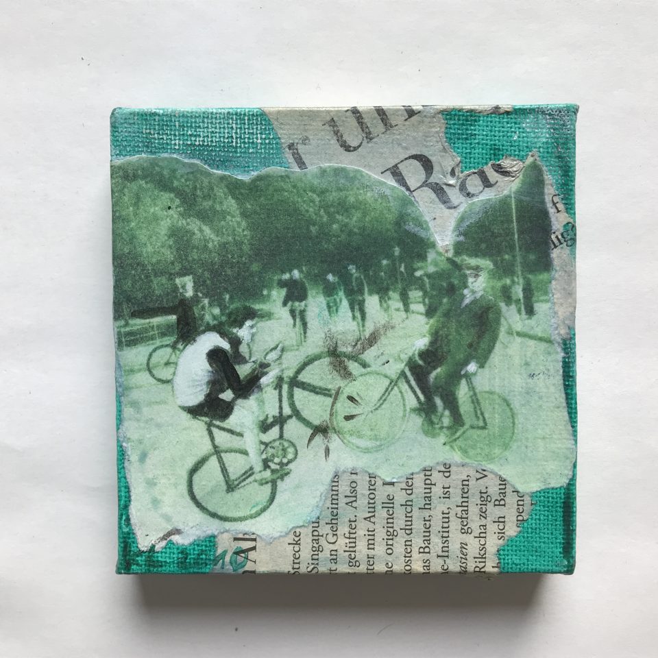 Oldie Fahrrad Kollision, grün, Collage, Acryl auf Leinwand 10 x 10cm, 30 €